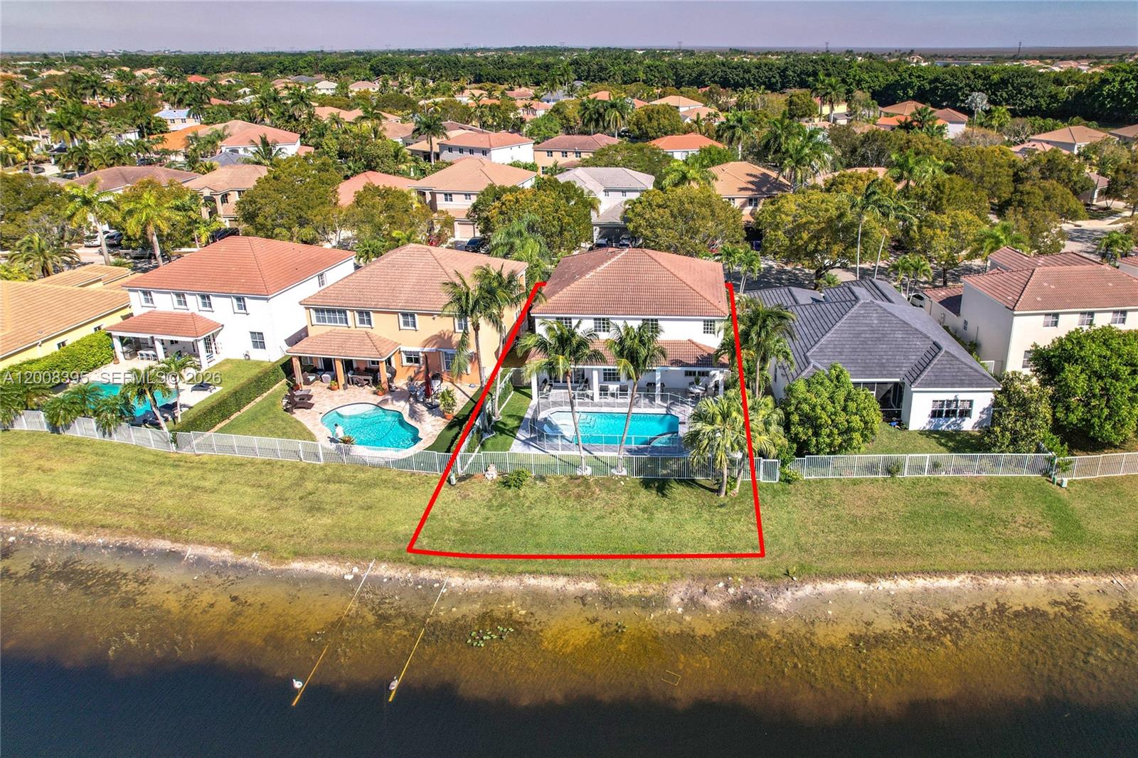 1598 Sandpiper Cir