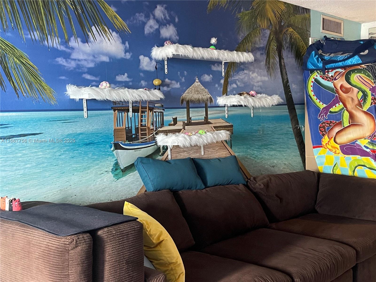 FIFITH MOORINGS CONDO - Residential