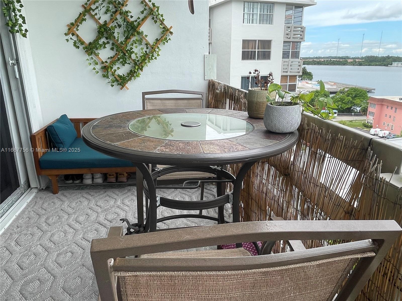 FIFITH MOORINGS CONDO - Residential