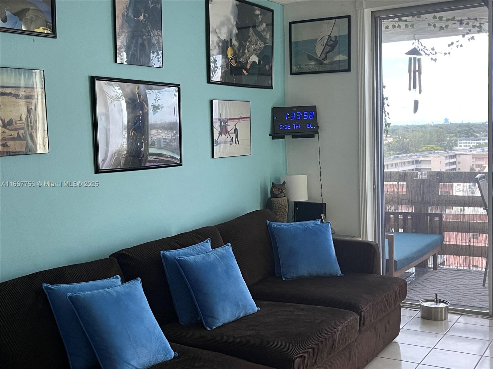 FIFITH MOORINGS CONDO - Residential