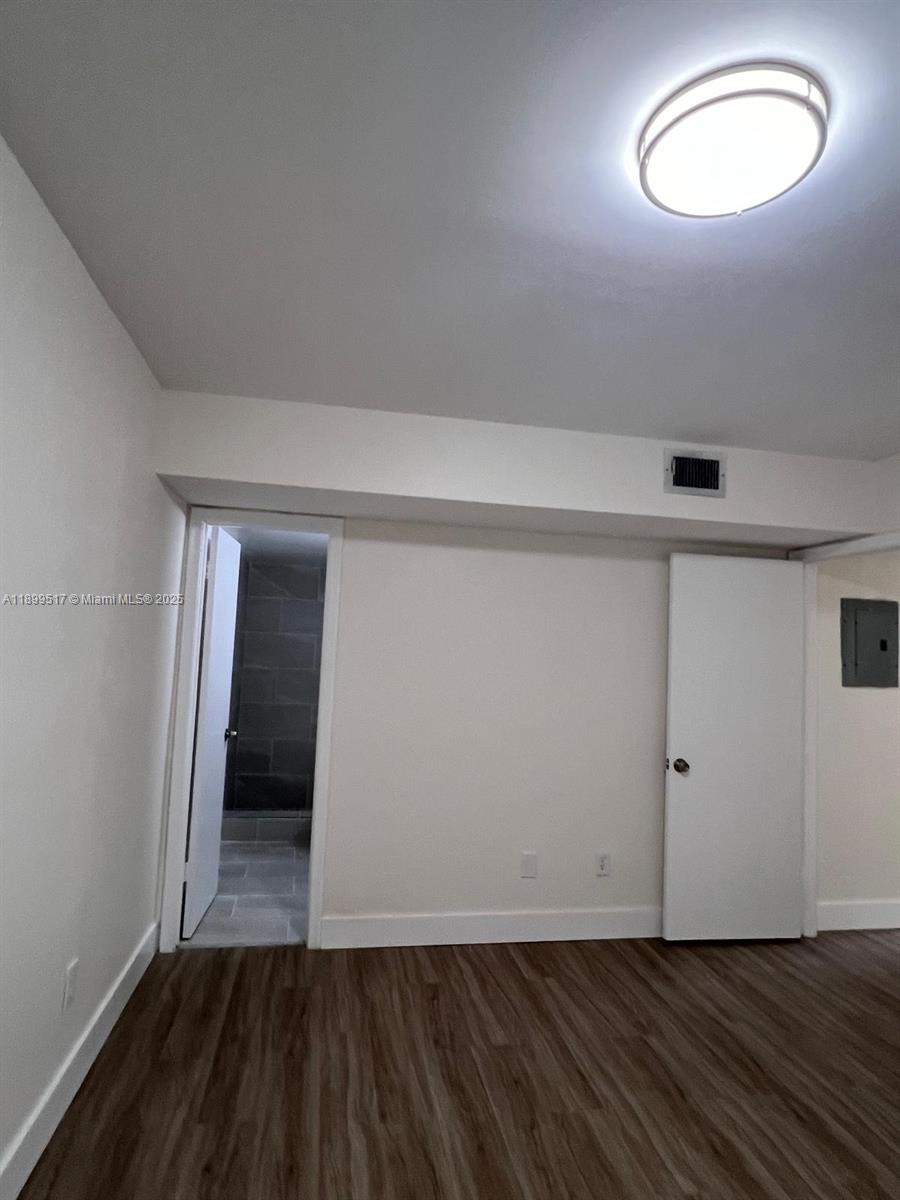 LAGO GRANDE TWO CONDO - Residential