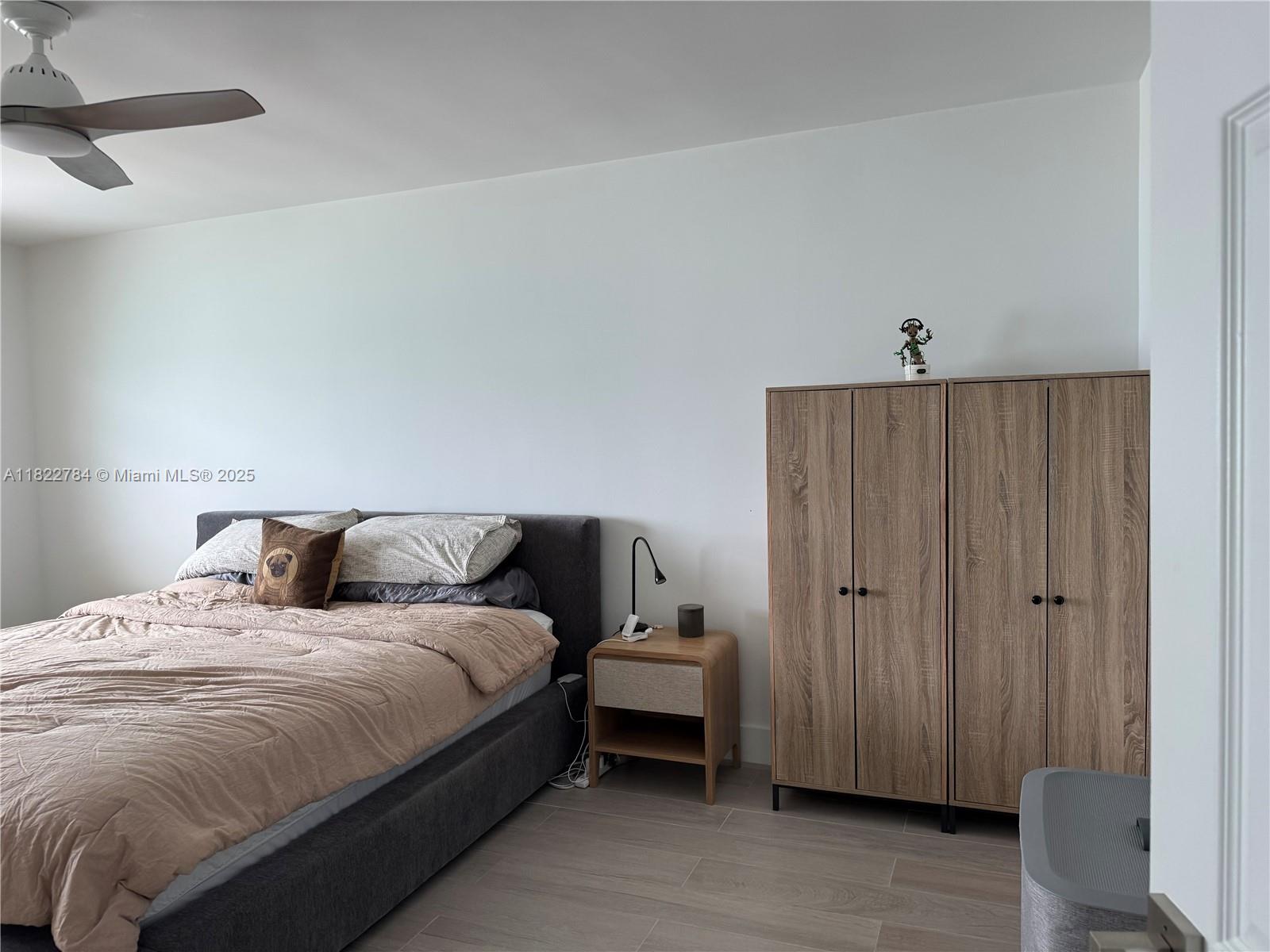 WAVE CONDO - Residential Lease