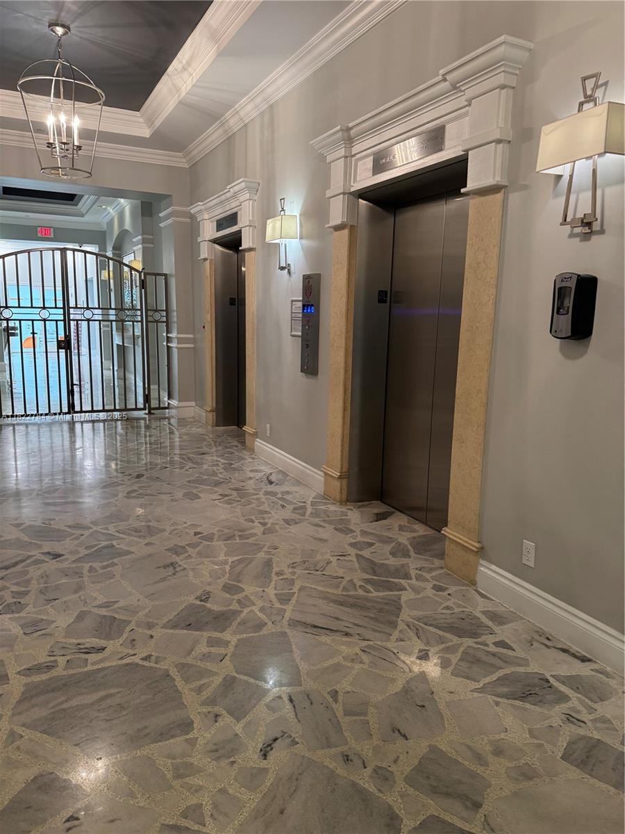 WAVE CONDO - Residential Lease