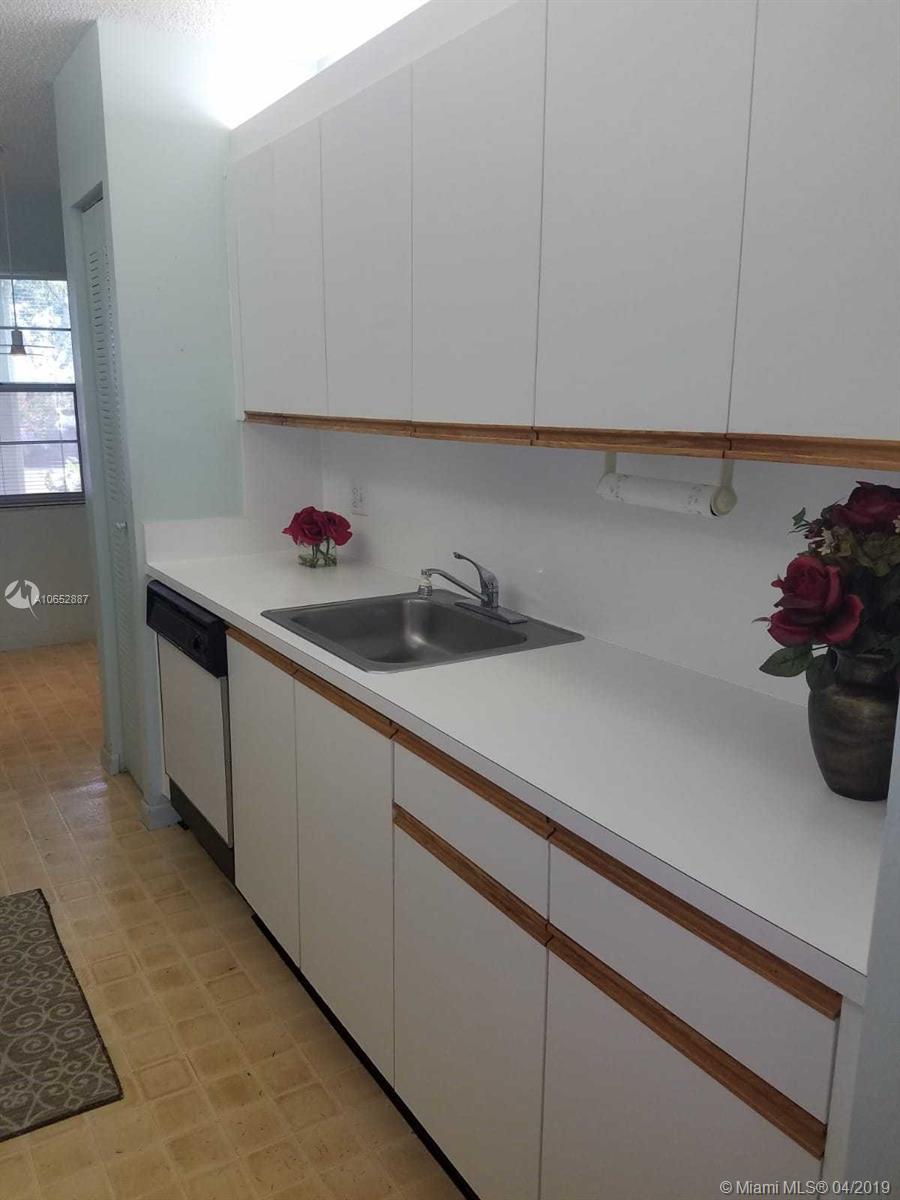 HAWTHORNE AT CENTURY VILL - Residential