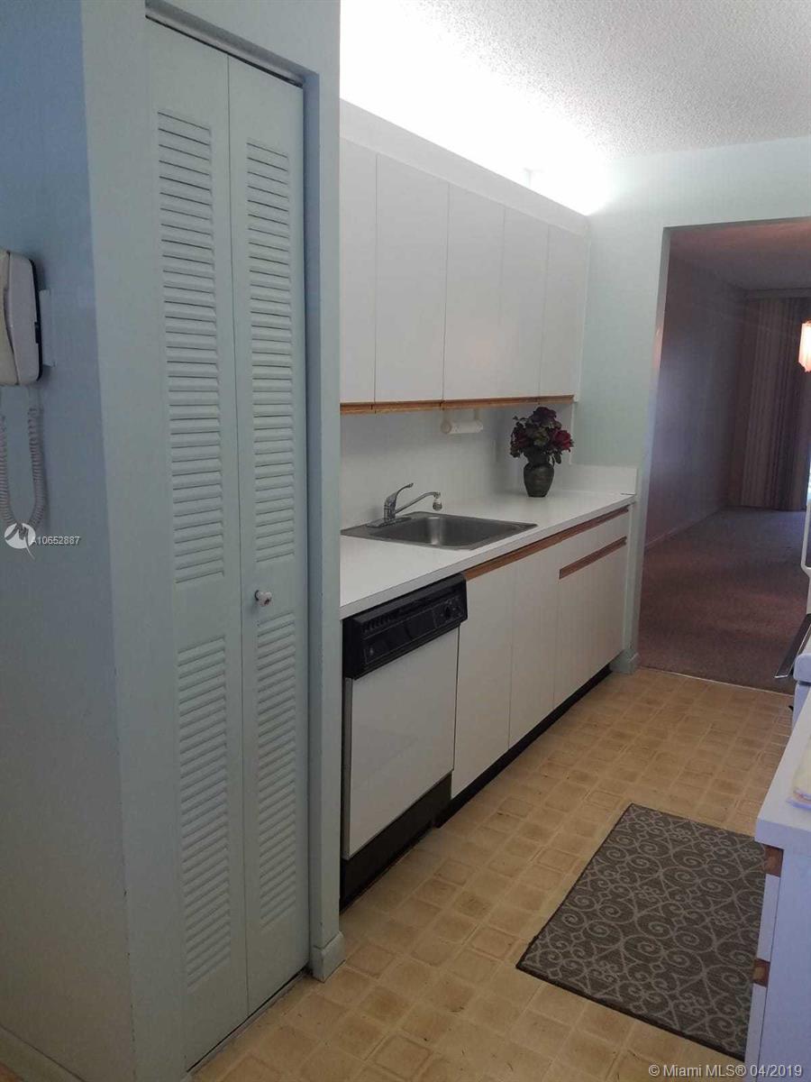HAWTHORNE AT CENTURY VILL - Residential