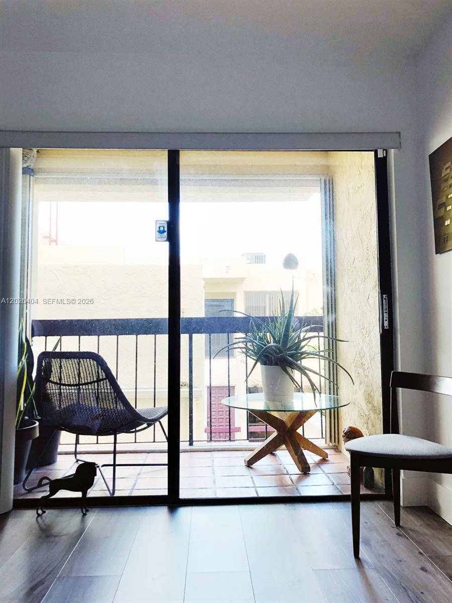 BRICKELL FOREST CONDO - Residential