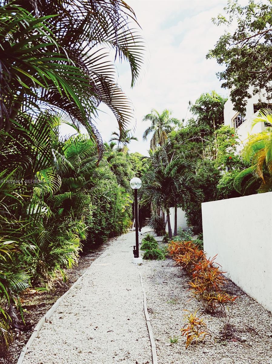 BRICKELL FOREST CONDO - Residential