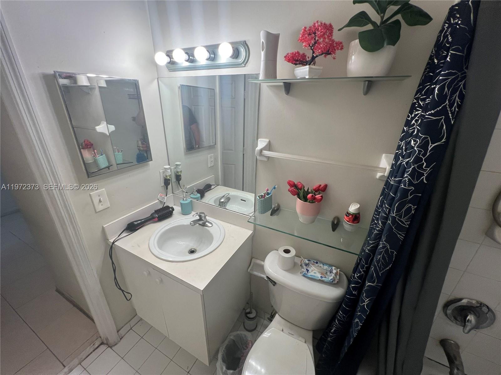 MOWRY VILLAS - Residential