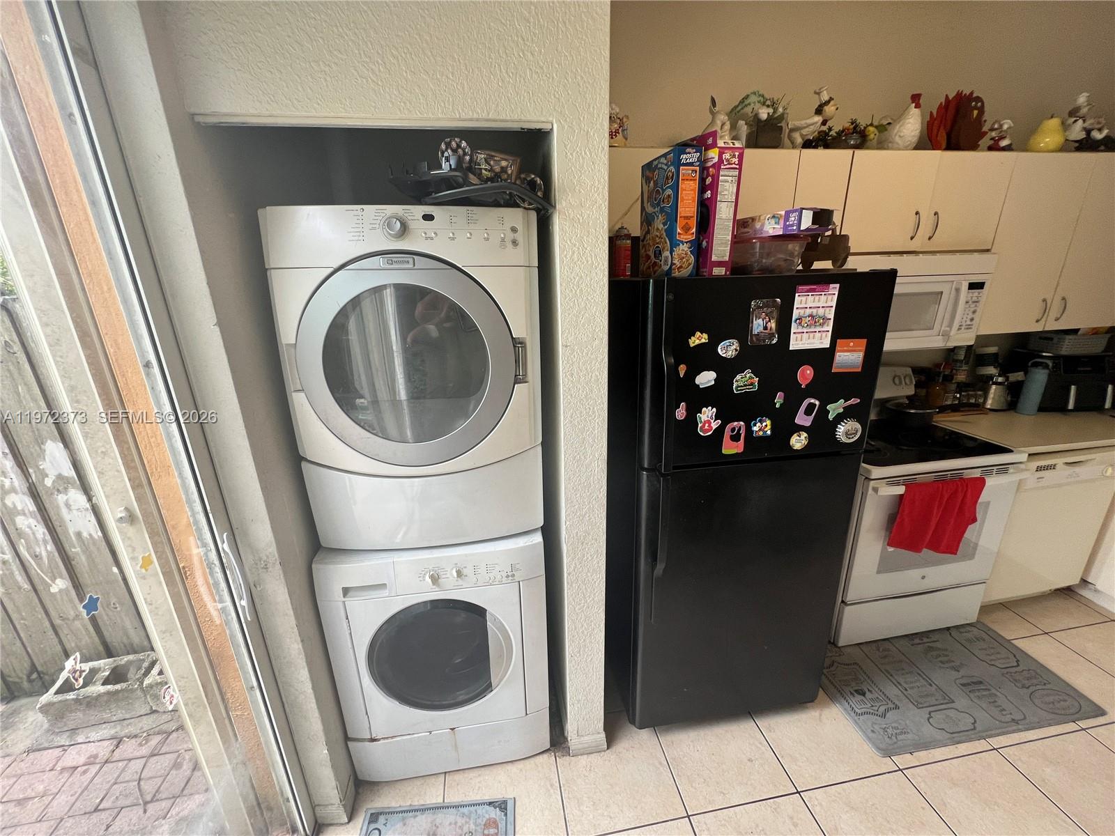 MOWRY VILLAS - Residential