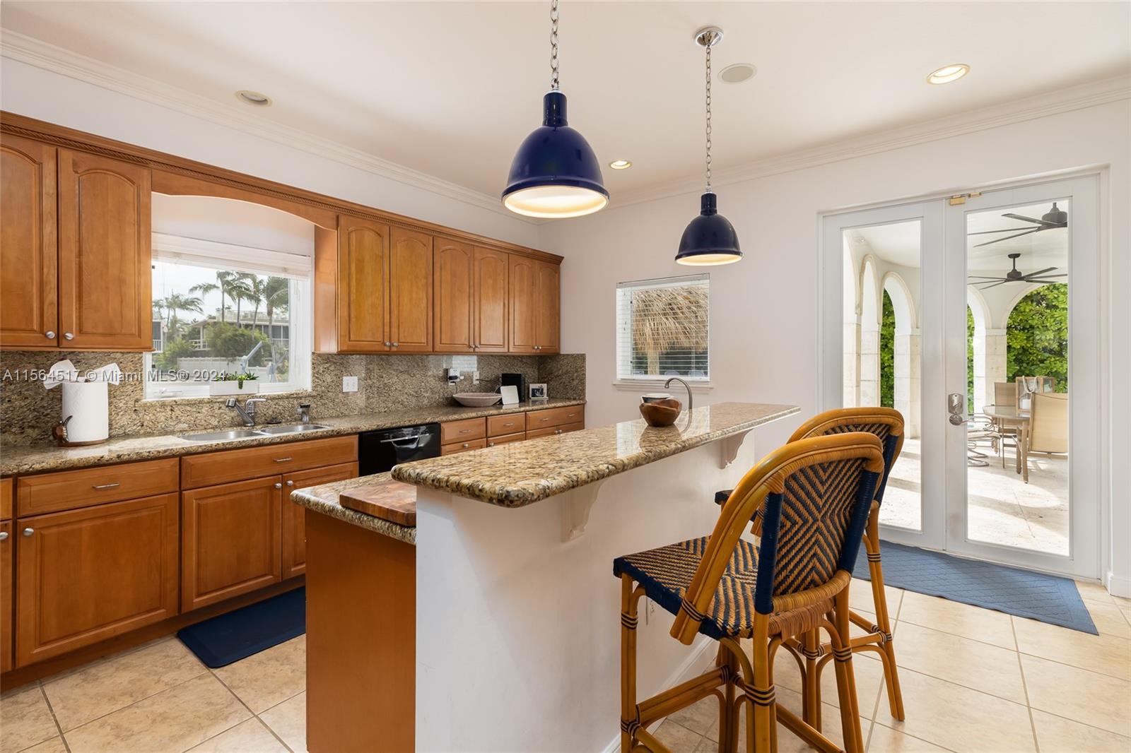 VENETIAN SHORES NO 3 - Residential