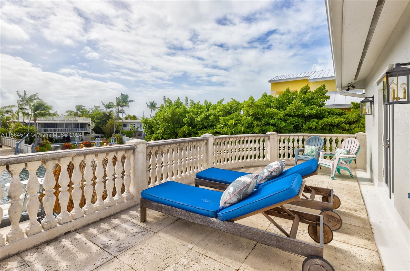 VENETIAN SHORES NO 3 - Residential