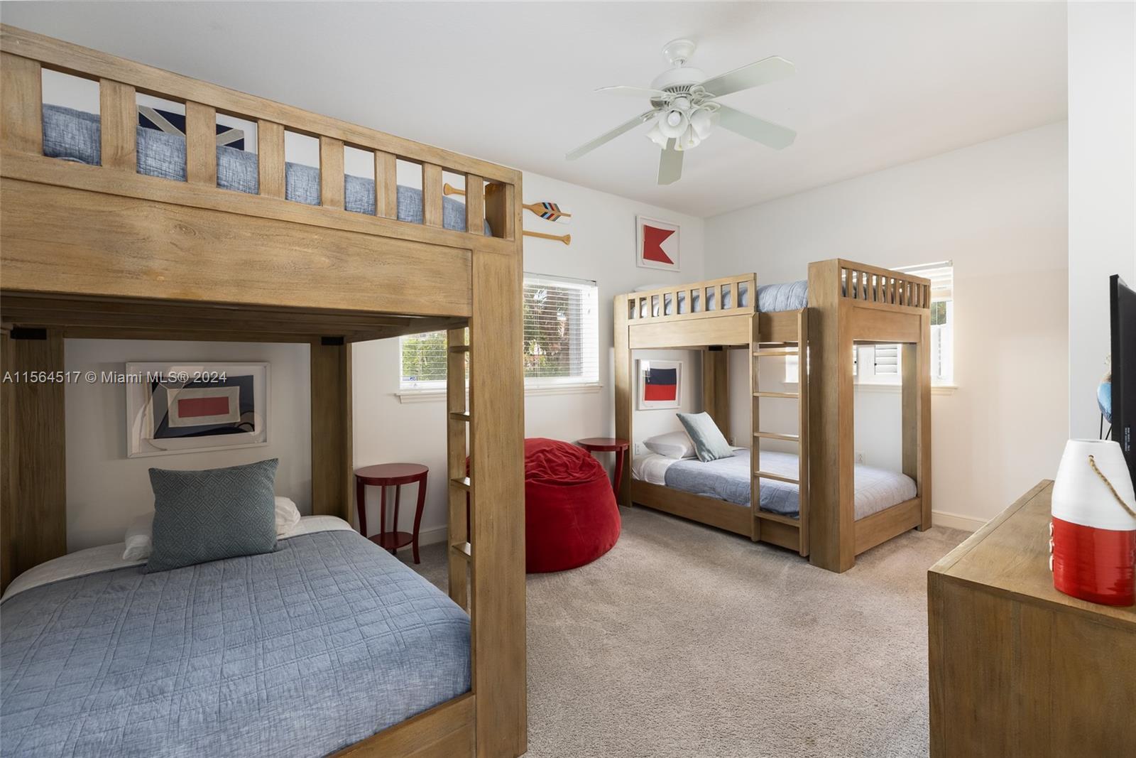 VENETIAN SHORES NO 3 - Residential