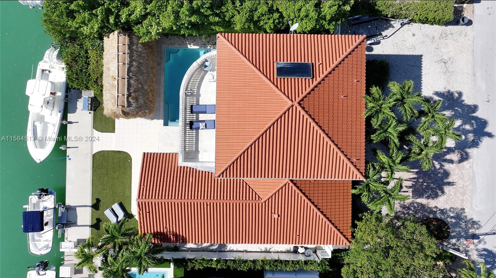 VENETIAN SHORES NO 3 - Residential