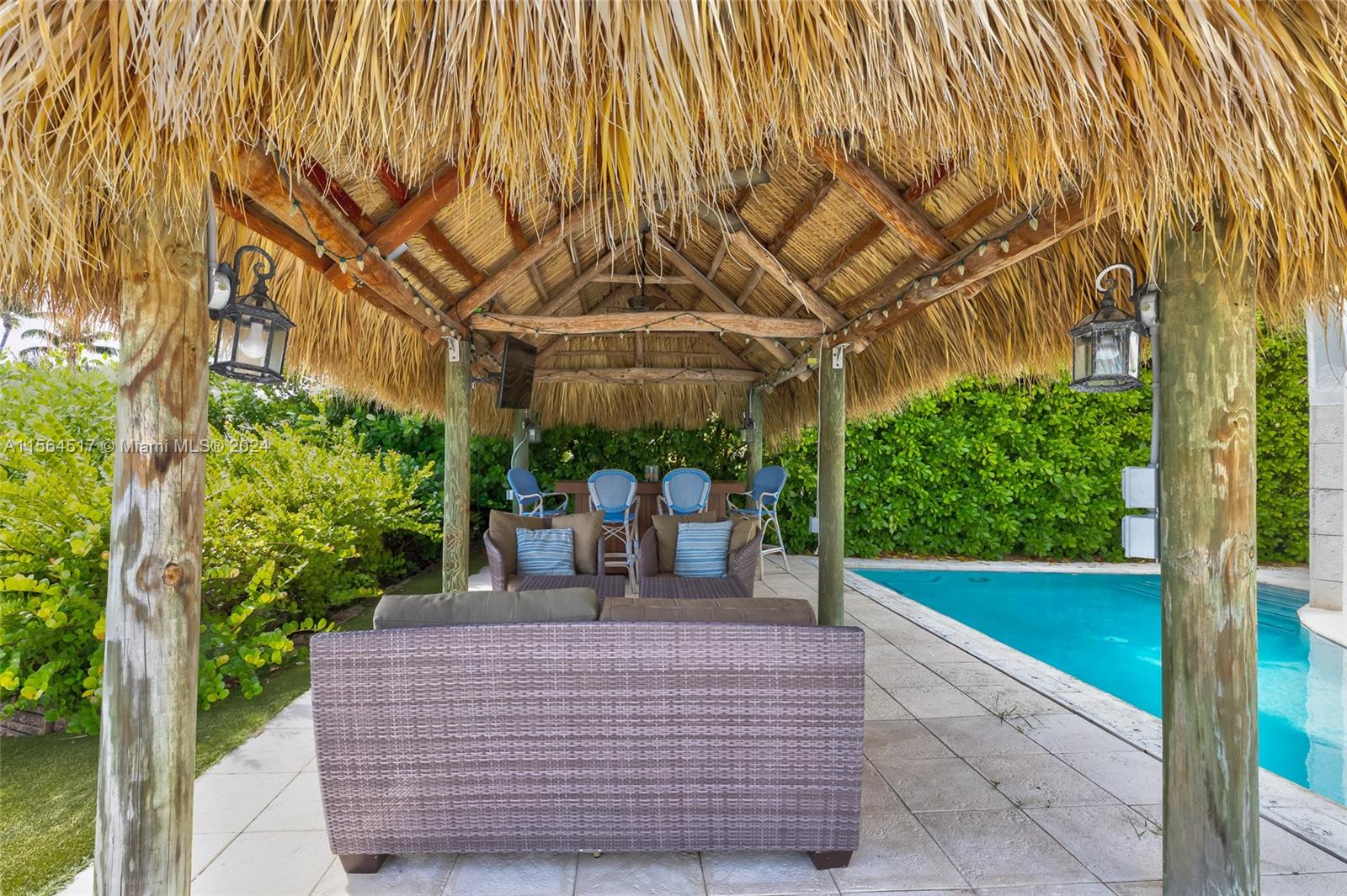 VENETIAN SHORES NO 3 - Residential