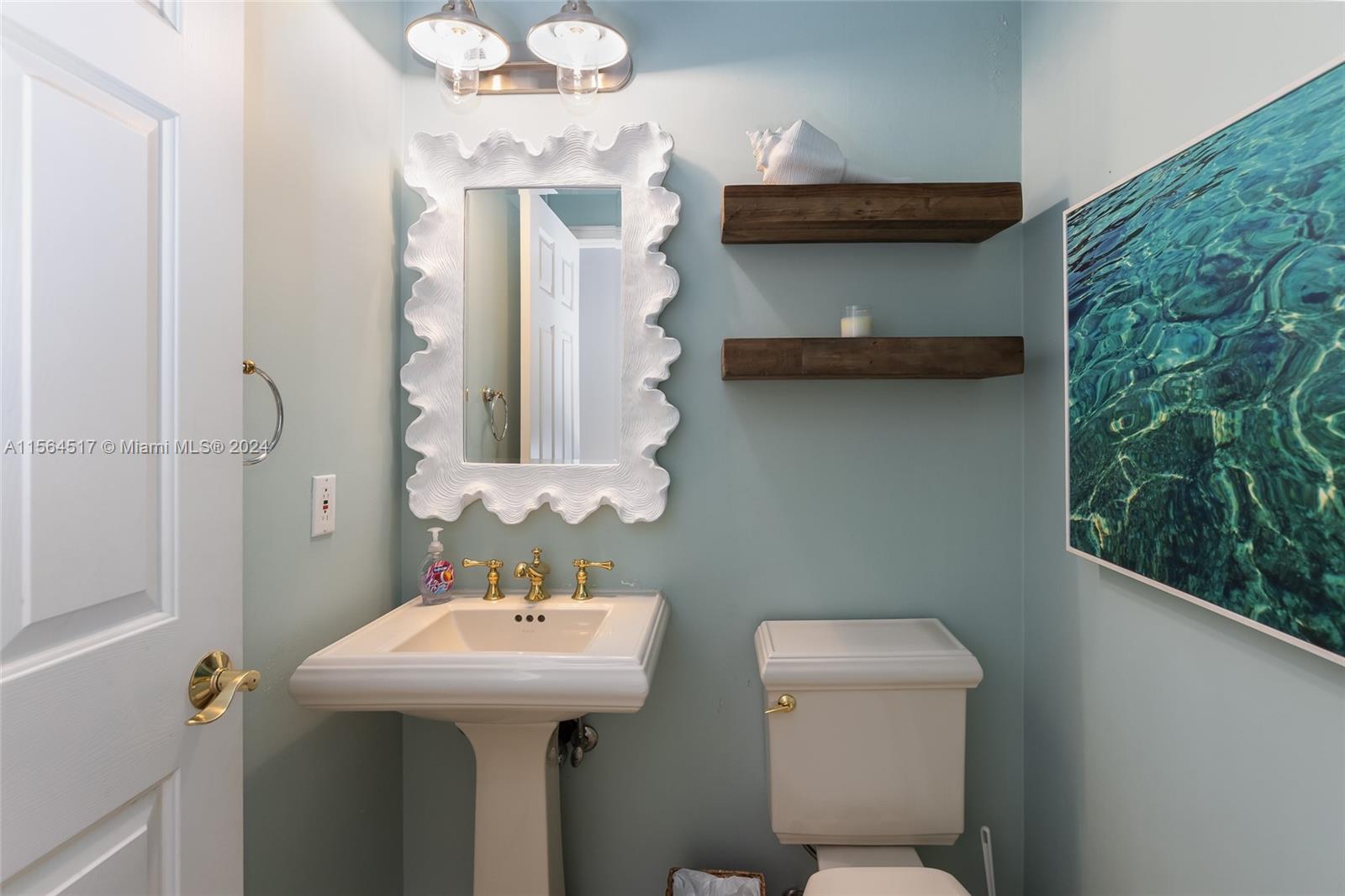 VENETIAN SHORES NO 3 - Residential