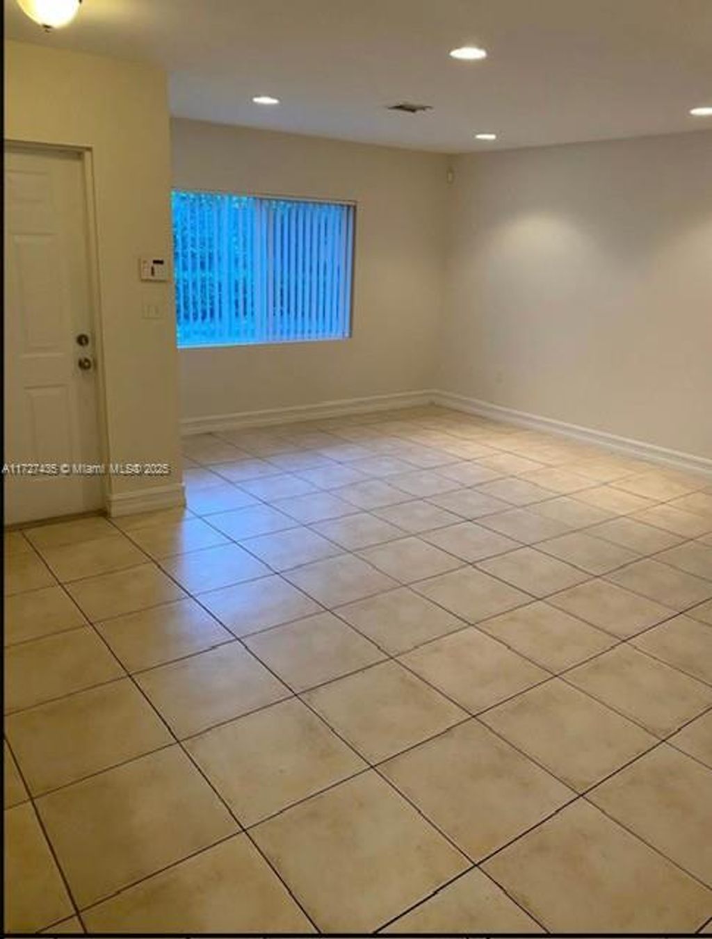 Photo of 213 NW 14th Ave #0, Fort Lauderdale, FL 33311 (MLS # A11727435)