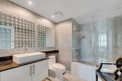 BRICKELL ON THE RIVER N T - Residential Lease