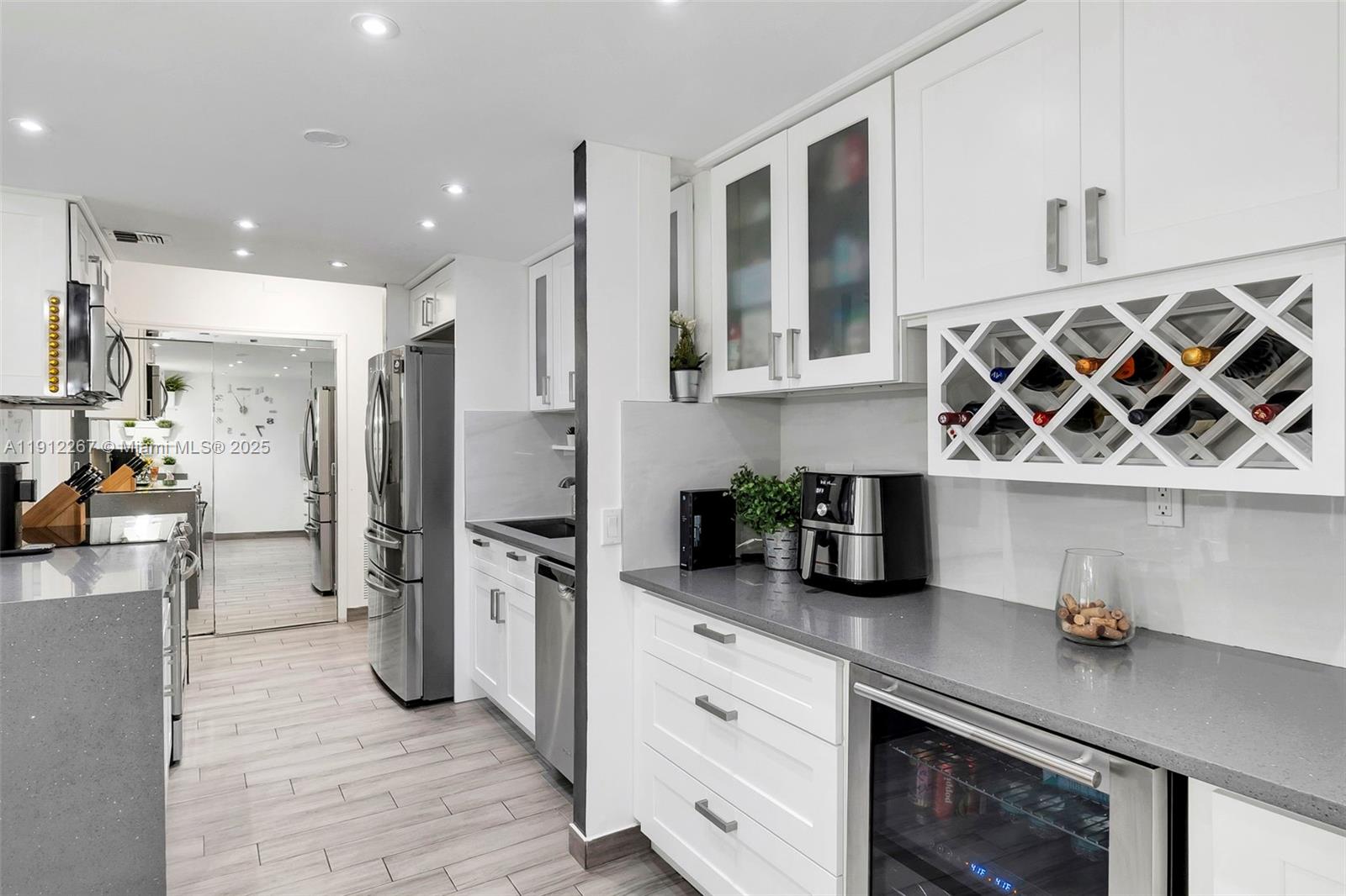 BOCA TOWERS CONDO PORTION - Residential