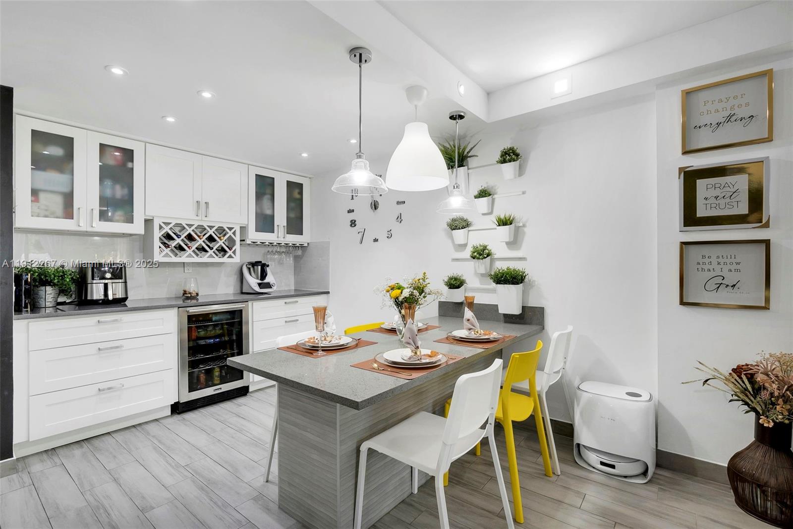 BOCA TOWERS CONDO PORTION - Residential