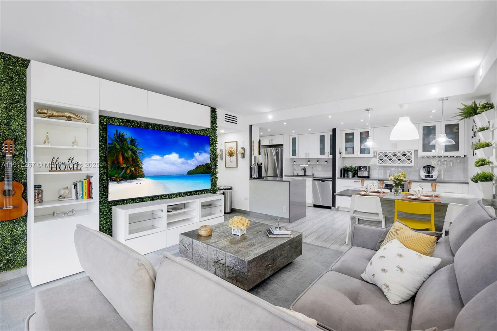 BOCA TOWERS CONDO PORTION - Residential