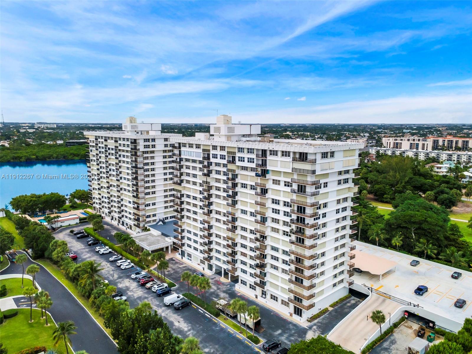 BOCA TOWERS CONDO PORTION - Residential