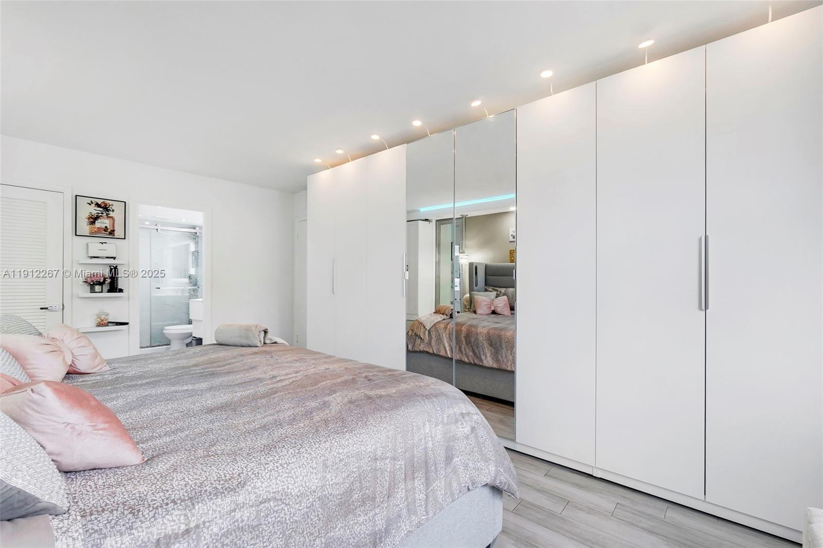 BOCA TOWERS CONDO PORTION - Residential