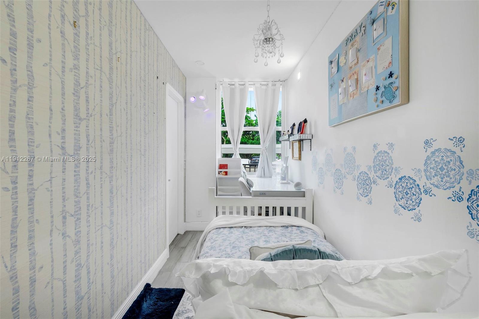 BOCA TOWERS CONDO PORTION - Residential