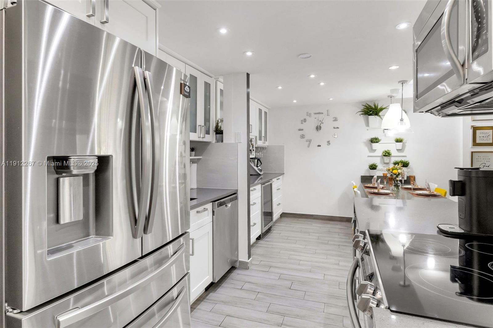 BOCA TOWERS CONDO PORTION - Residential