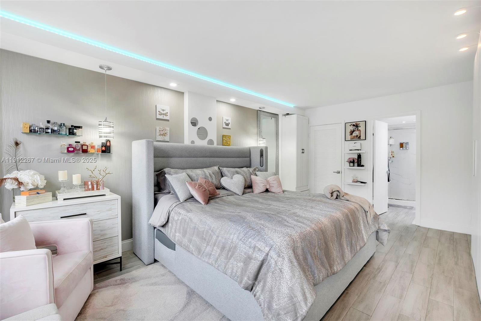 BOCA TOWERS CONDO PORTION - Residential