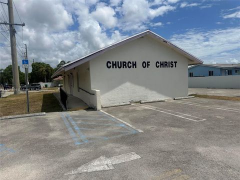 18301 SW 107th Ave Miami FL 33157