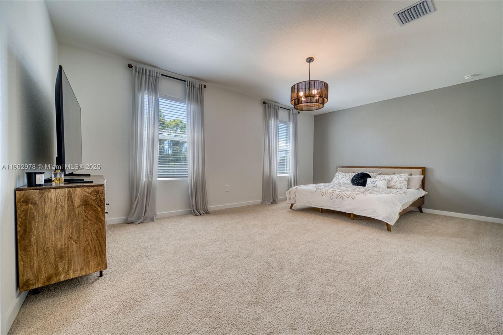 DIXIE HEIGHTS - Residential