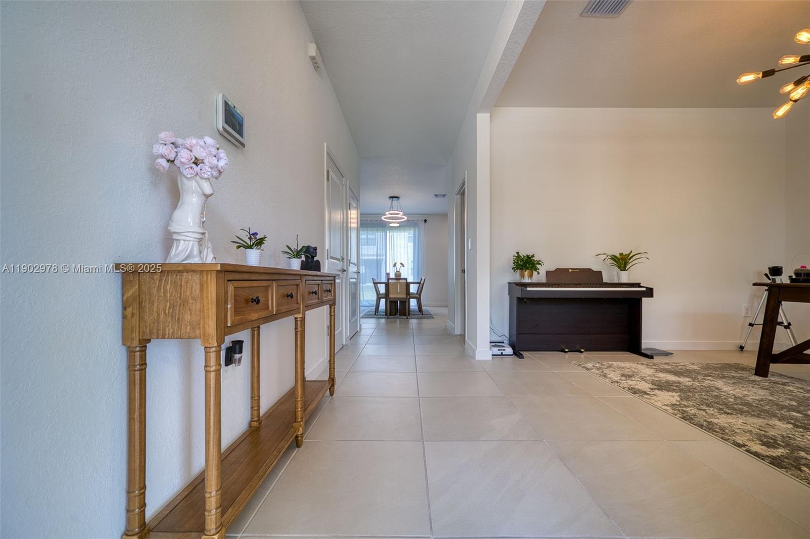 DIXIE HEIGHTS - Residential