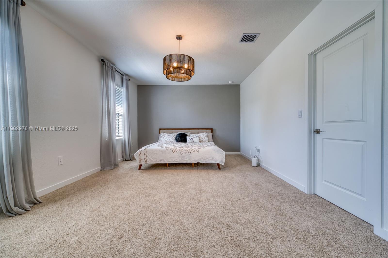 DIXIE HEIGHTS - Residential