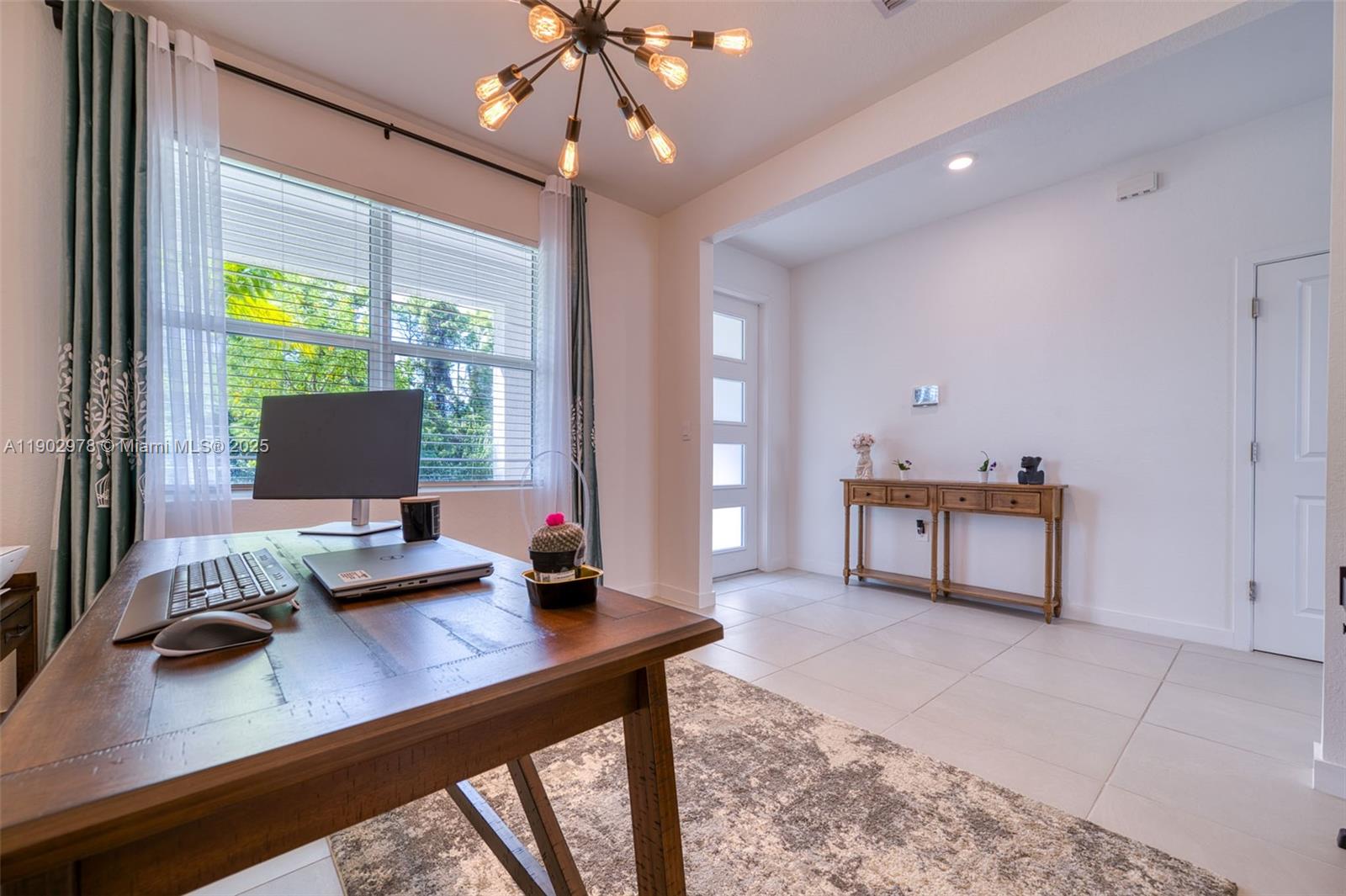 DIXIE HEIGHTS - Residential