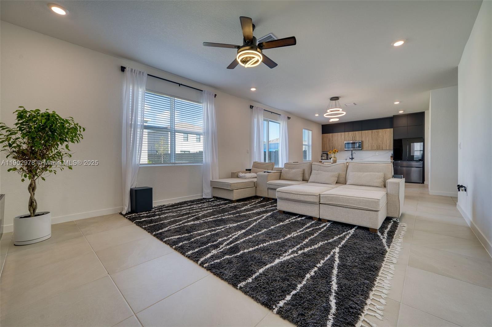 DIXIE HEIGHTS - Residential