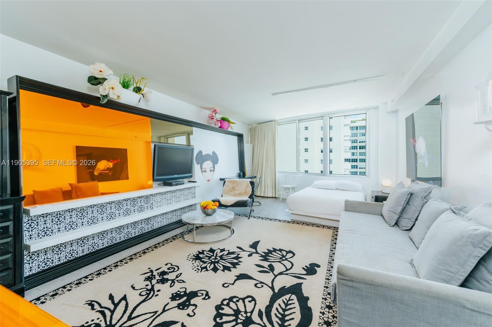 1100 West Ave 1004