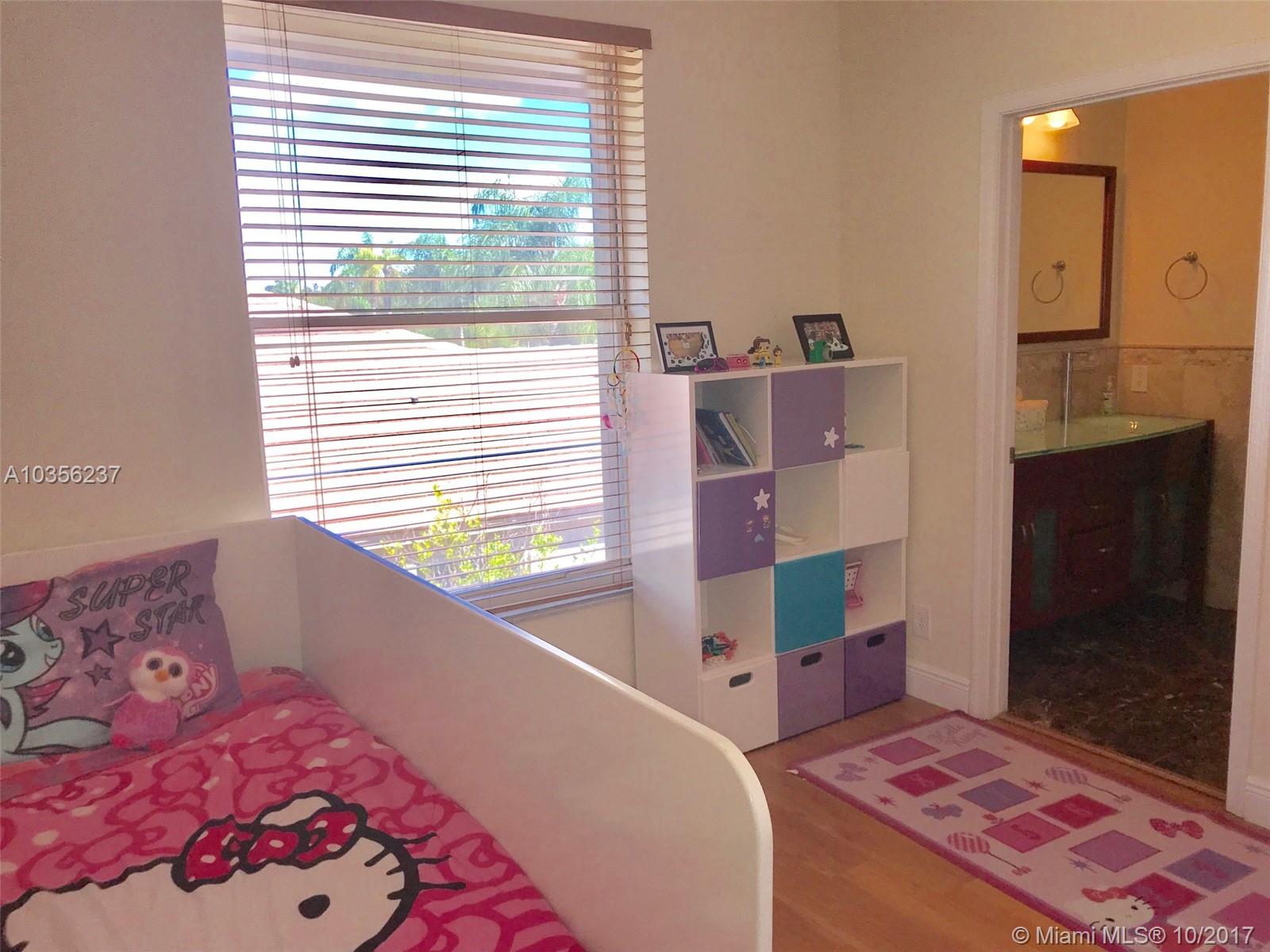 Oak Ridge - The Ridges - Residential