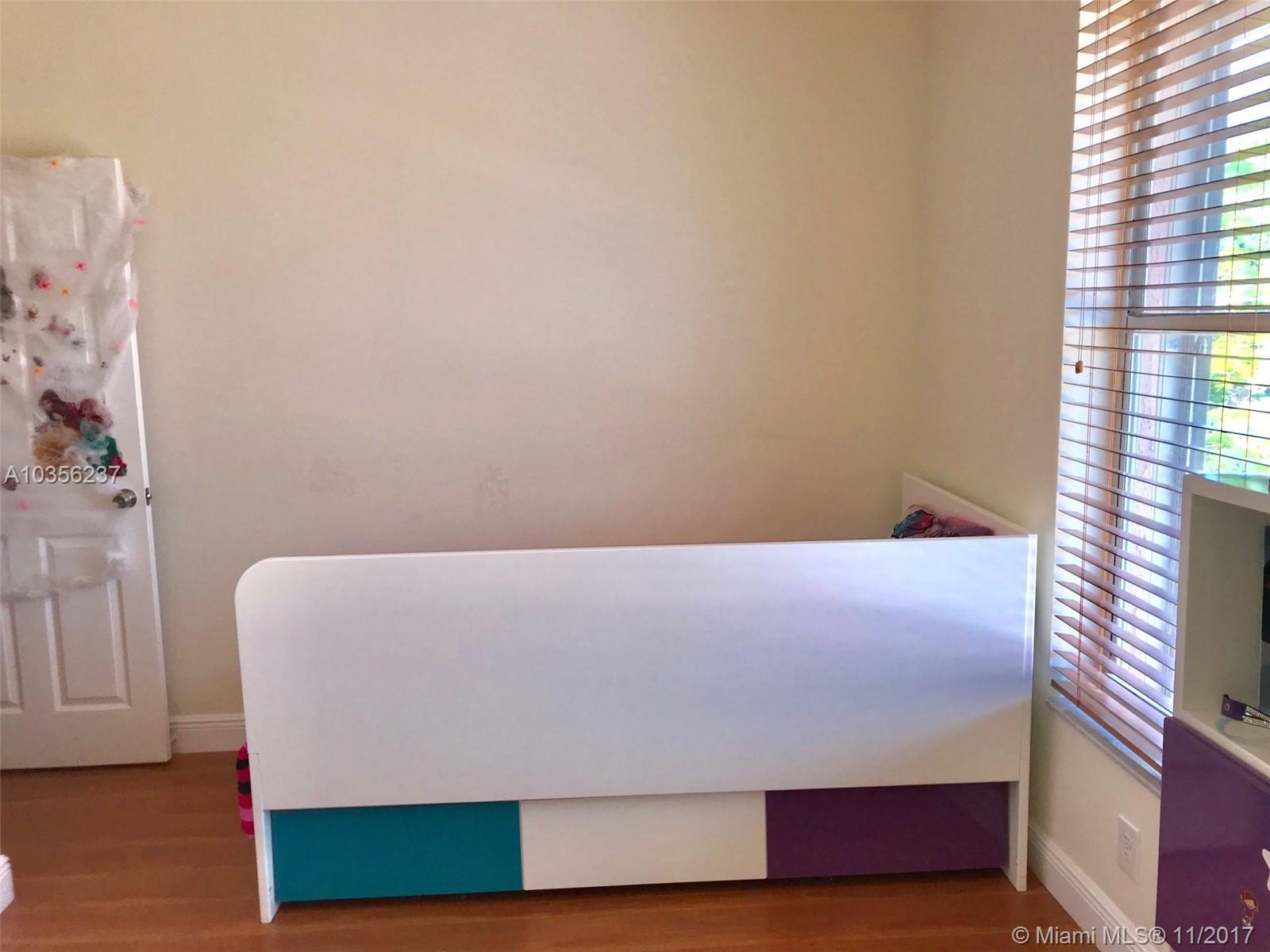 Oak Ridge - The Ridges - Residential