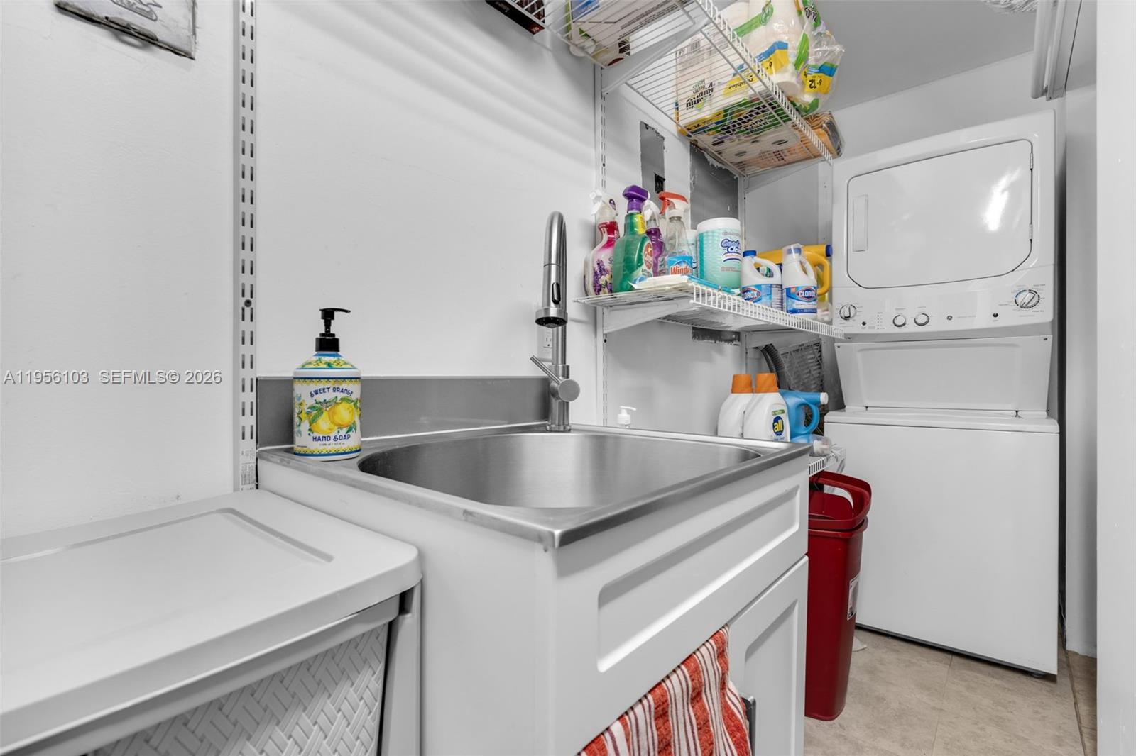 SUNRISE GOLF VILLAGE SEC - Residential