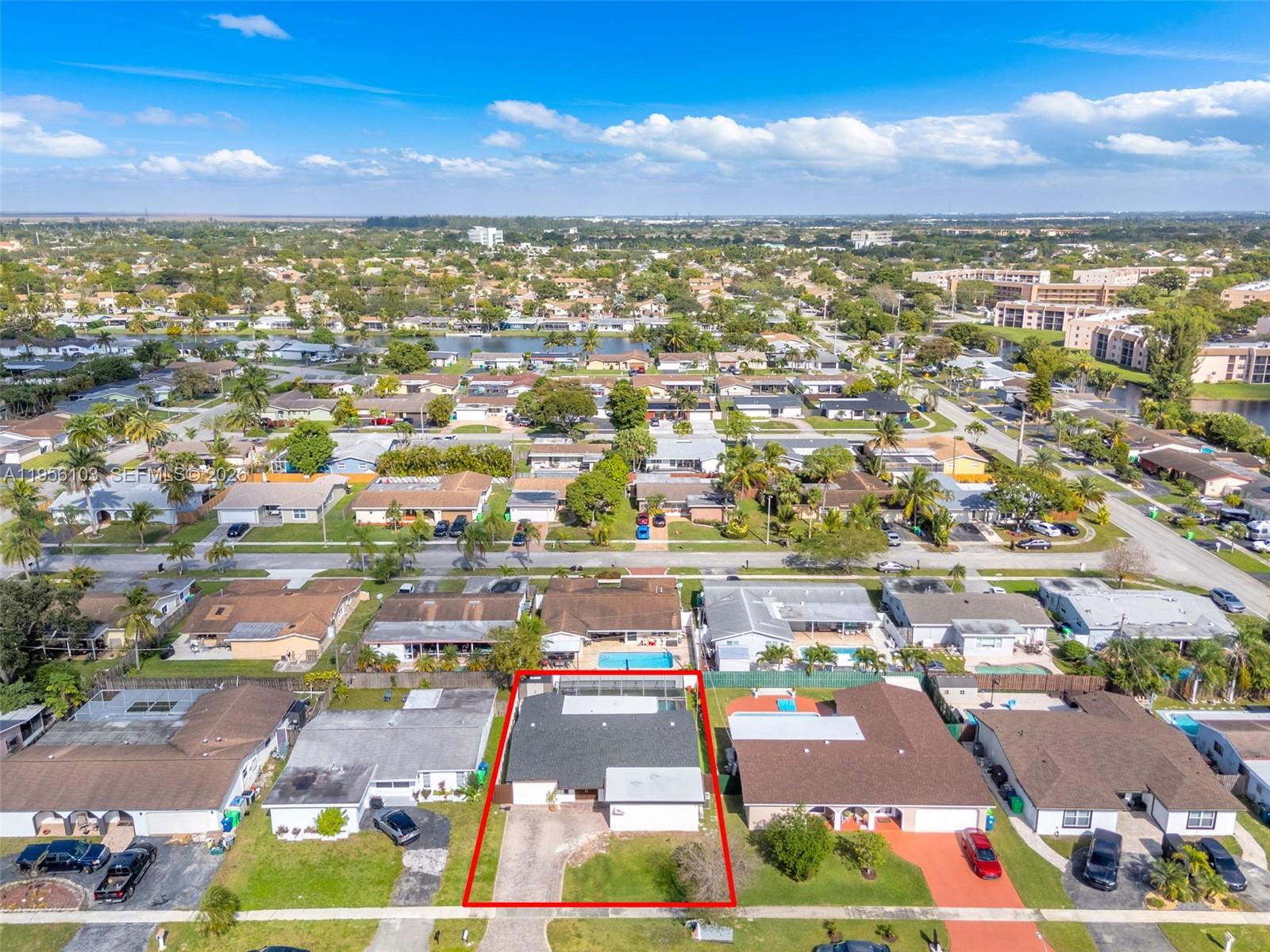 SUNRISE GOLF VILLAGE SEC - Residential