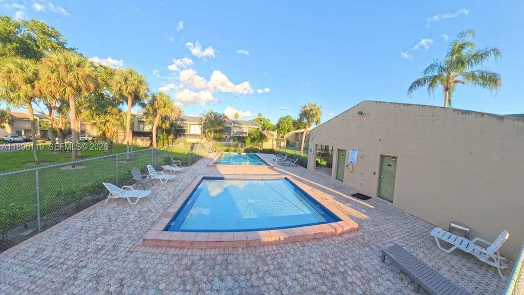 WESTVIEW CONDOMINIUM NO F - Residential