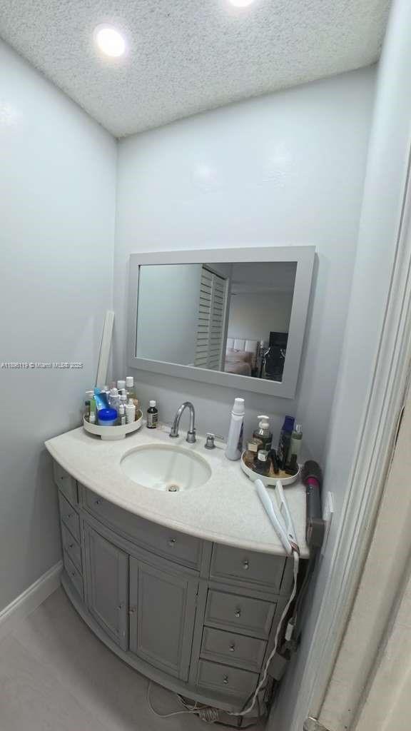 WESTVIEW CONDOMINIUM NO F - Residential