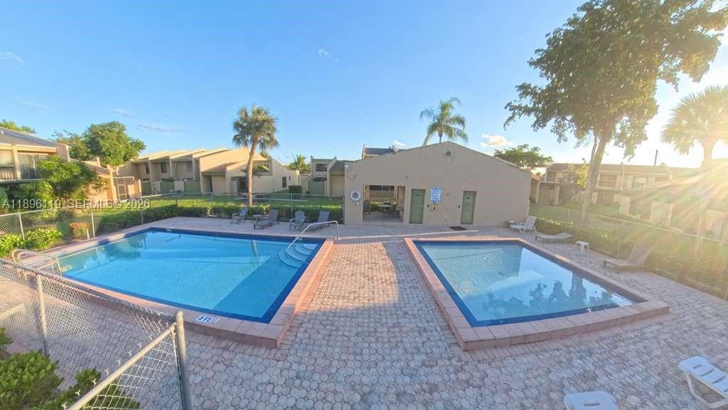 WESTVIEW CONDOMINIUM NO F - Residential