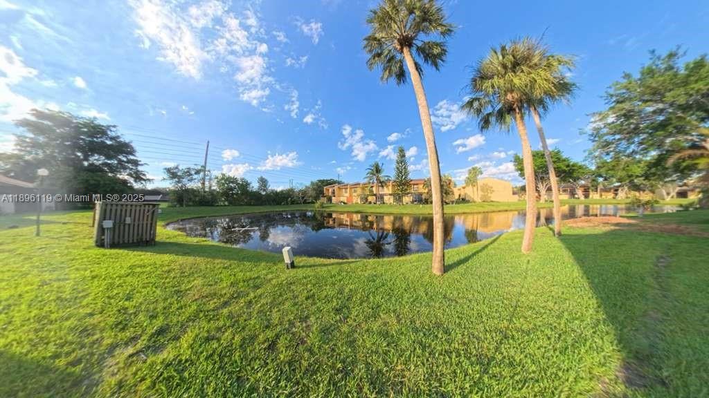WESTVIEW CONDOMINIUM NO F - Residential
