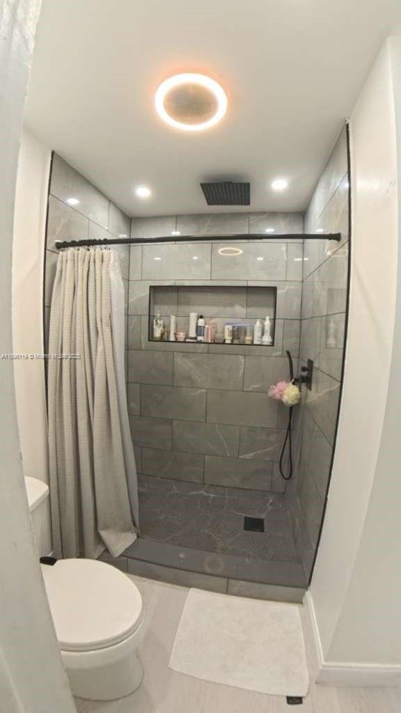 WESTVIEW CONDOMINIUM NO F - Residential