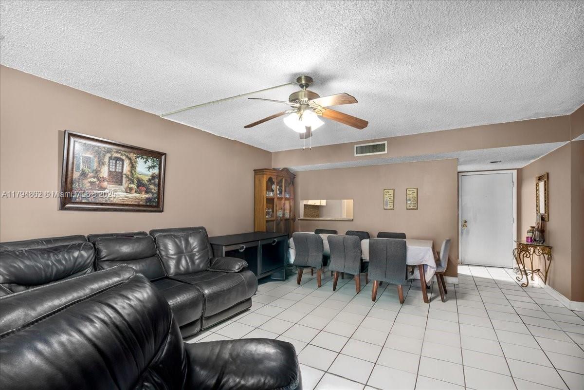 8500 SW 133rd Ave Rd 208