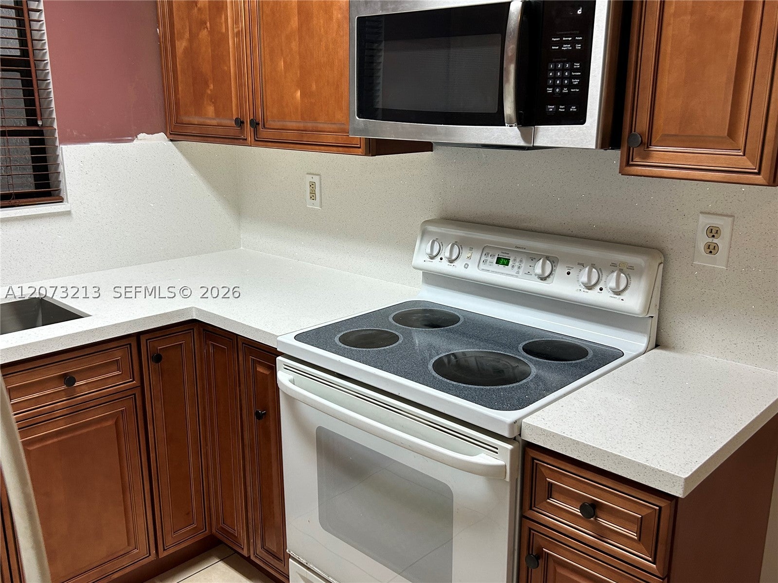 1925 Madison St 22
