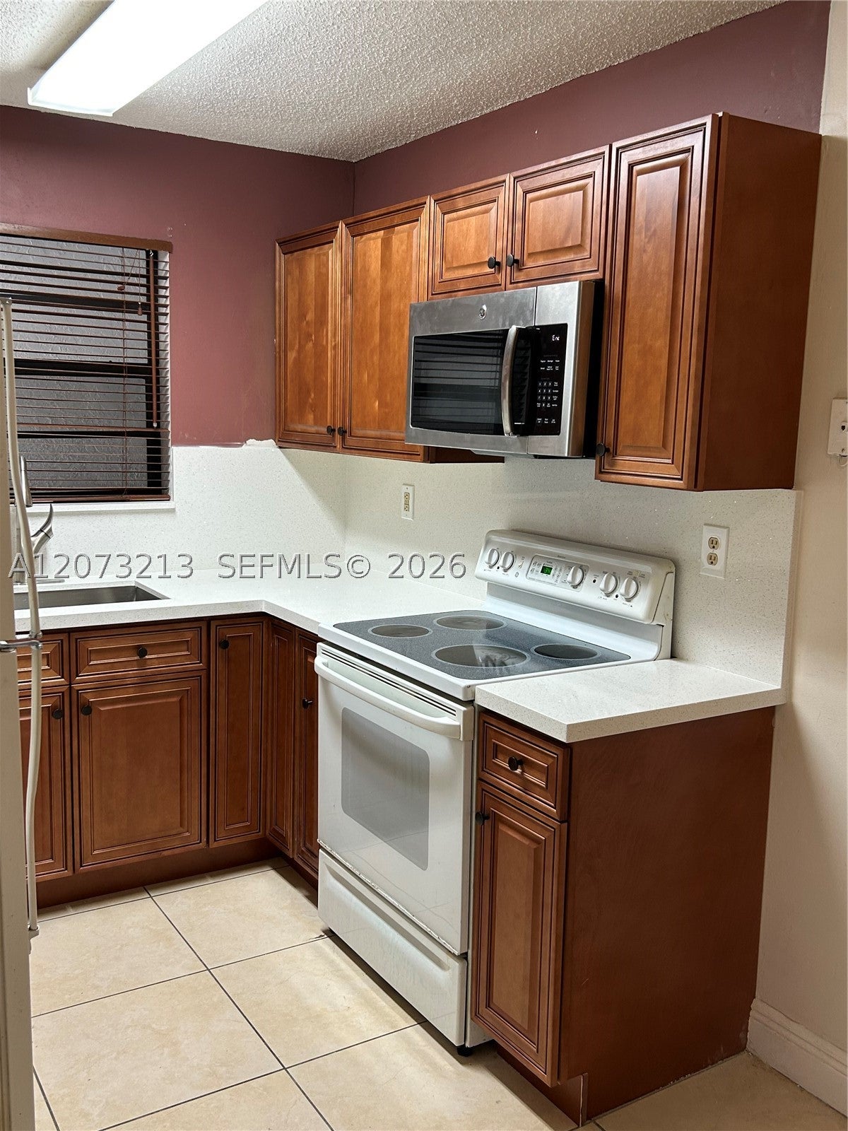 1925 Madison St 22