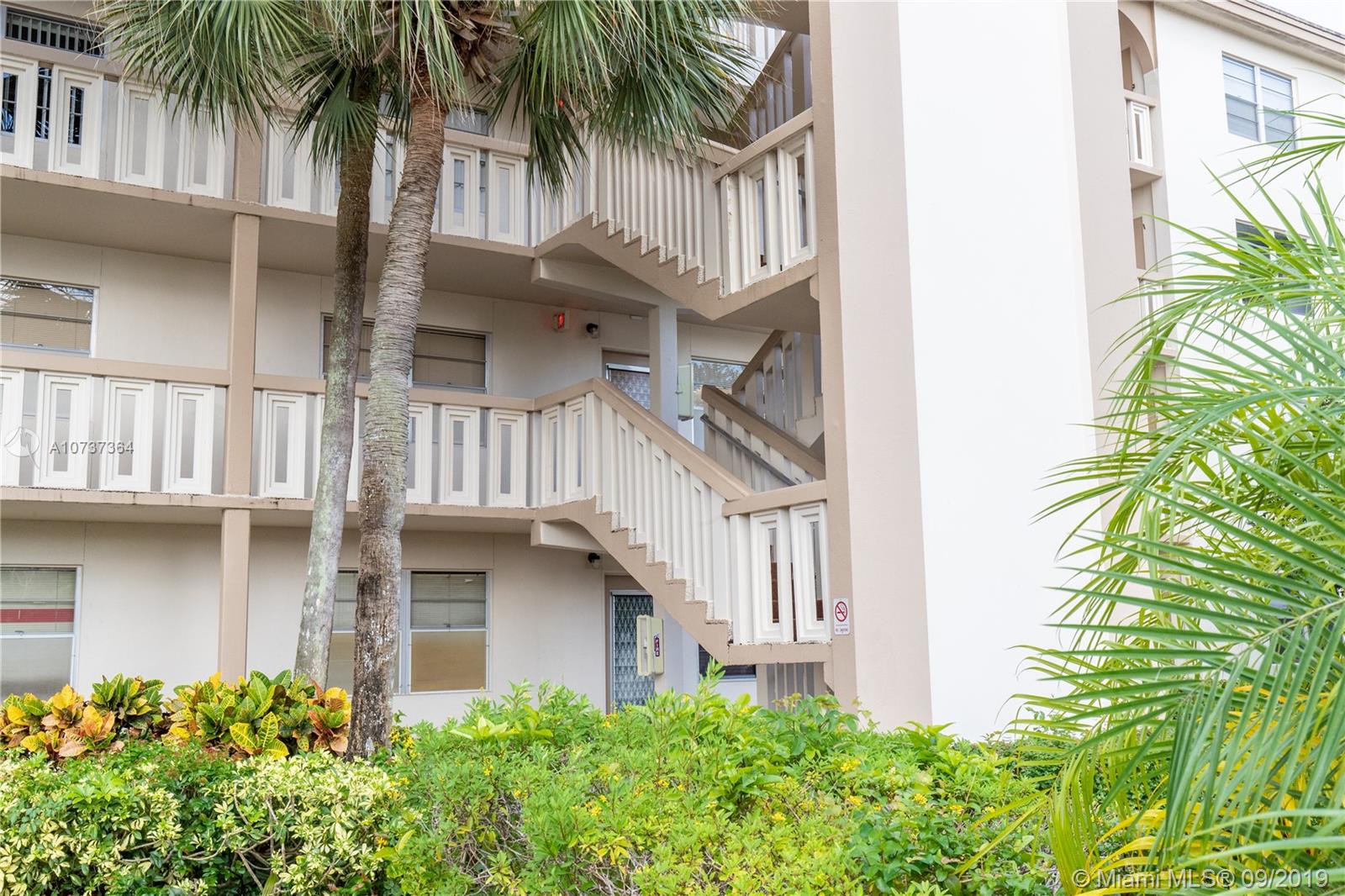 GRANADA VILLAGE C CONDO - Residential