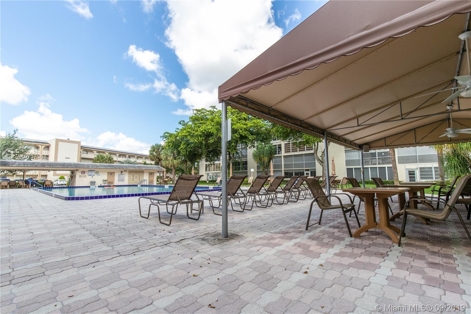 GRANADA VILLAGE C CONDO - Residential